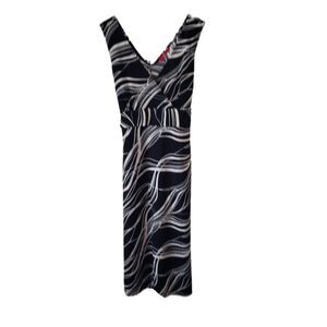 XI Black & White Swirl V-Neck & Back Tie Back Dress